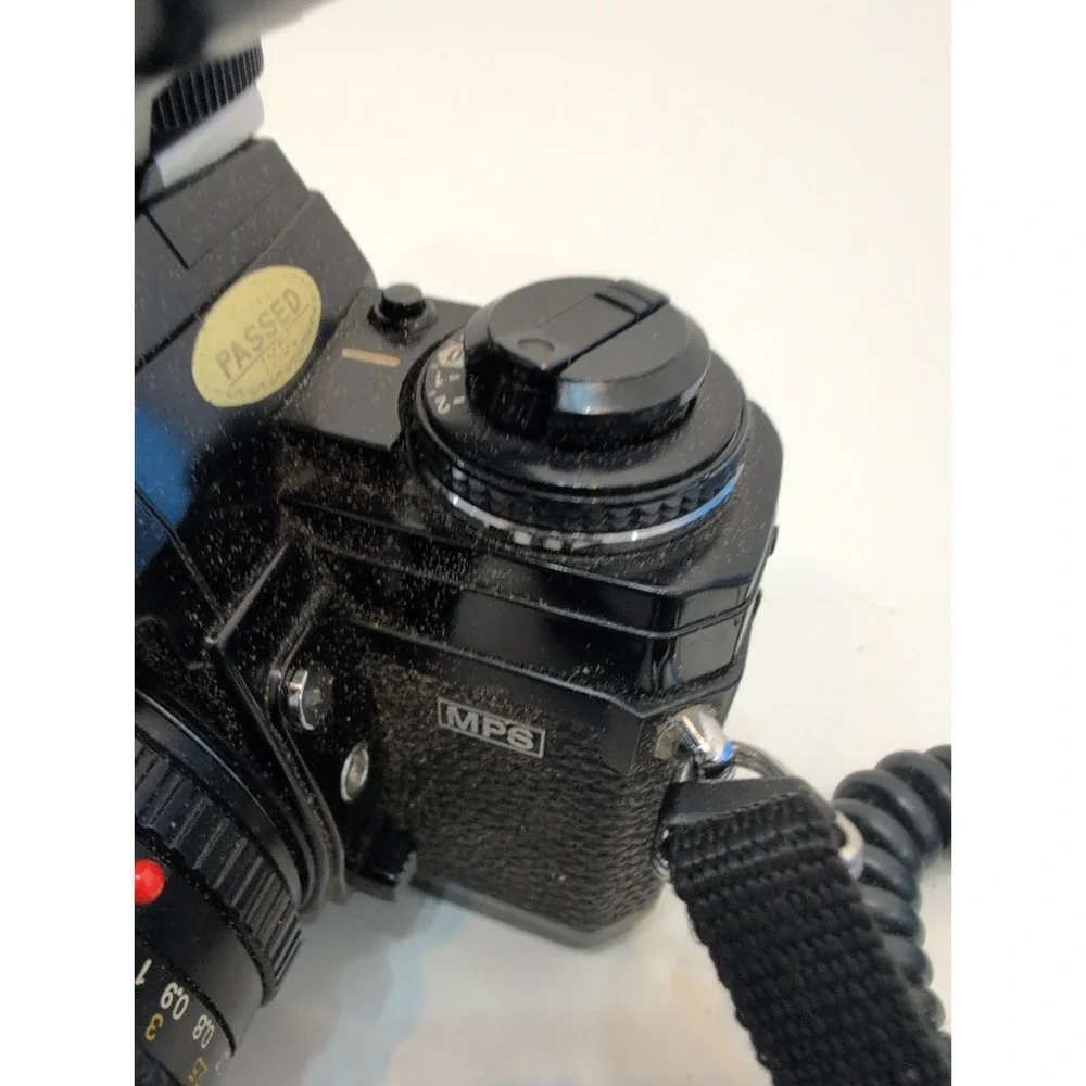 Minolta X-700 w/ MD 50mm f/1.7 Lens & Auto 280PX Flash + Albinar ADG Accessories